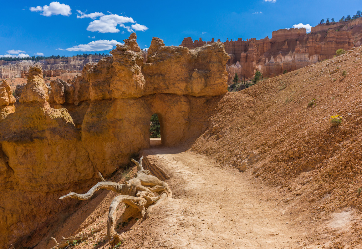 hole in the Wall at Bryce Canyon